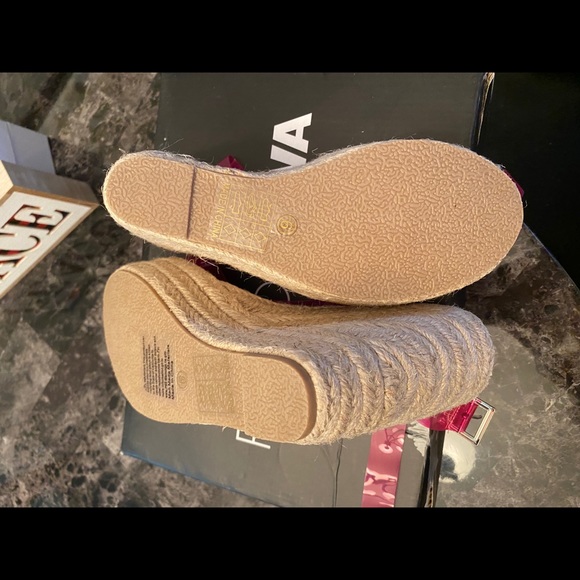 Ballerina Strapped Wedges - Picture 2 of 4